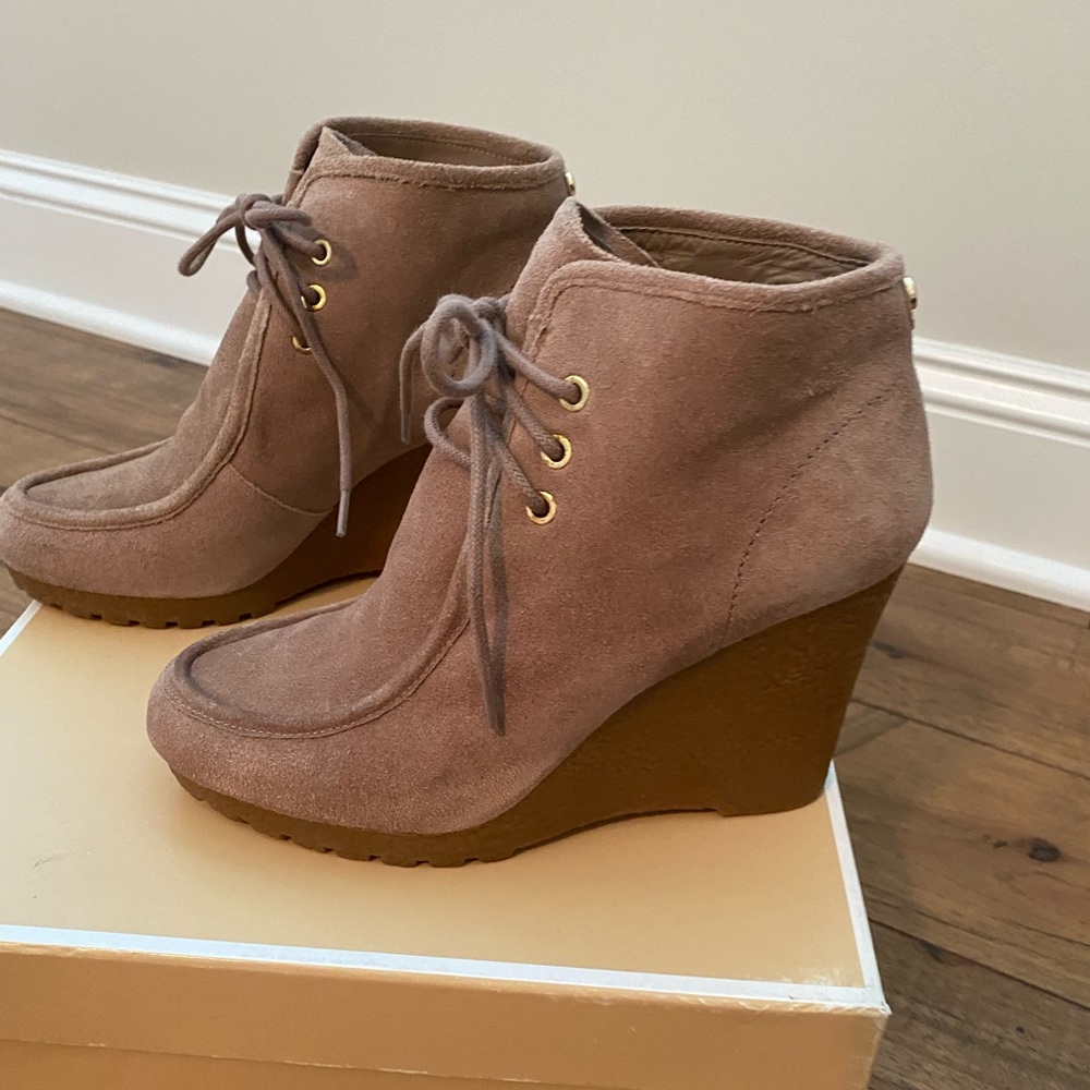 Michael Kors Chukka Rory Suede Bootie
